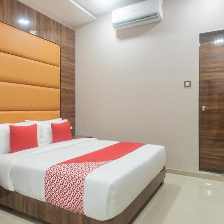 OYO 30693 Hotel Blue Executive Mumbai Exterior foto